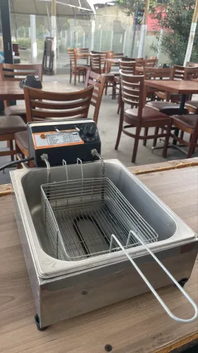 Fritadeira Elétrica Industrial 5L