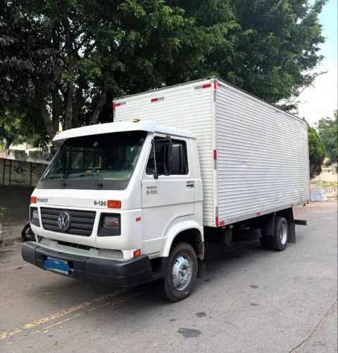 Caminhão Baú Volkswagen 8120 - Entrada 10%