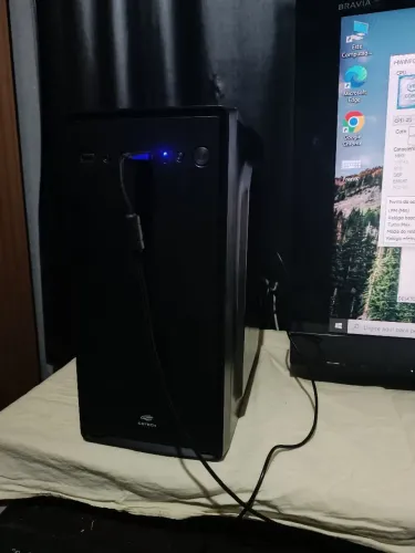 CPU core i3 2120 HD 500 6 GB DDR3 windows 10