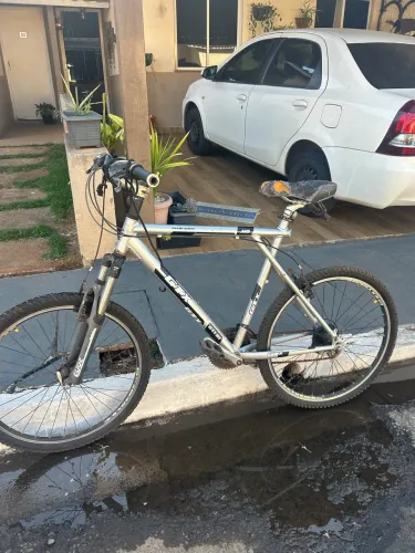 Bicicleta GTX M9