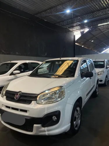 Fiat Uno Attractive 1.0 Flex 6V 5P 2017