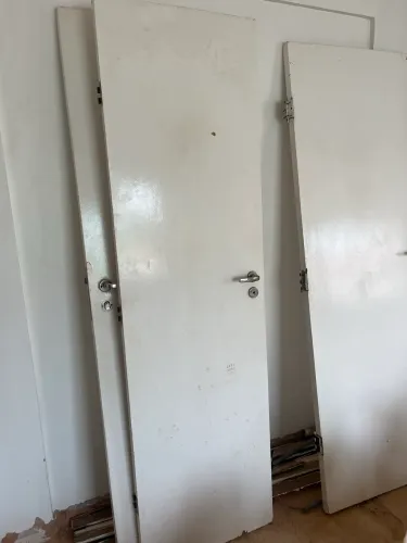 Porta branca interna várias unidades