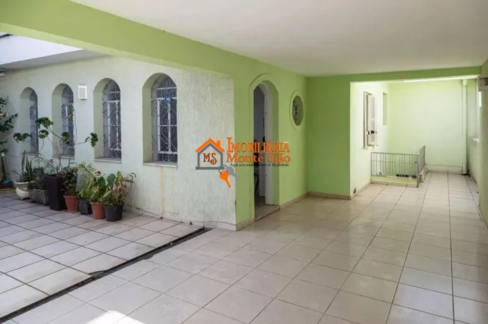 Casa com 3 dormitórios à venda, 180 m² por R$ 1.200.000,00 - Centro - Guarulhos/SP