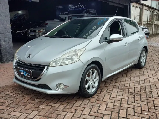 Peugeot 208 Allure 1.5 Flex 8V 5P 2014