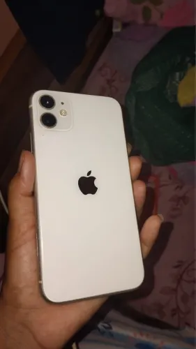 iPhone 11 vendo ou troco com volta