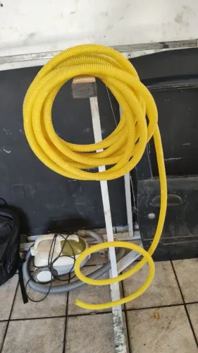 Alguns matérias de construção etc...