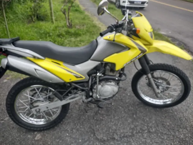 Vendo Honda Bros 150 KS ano 2009