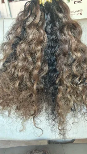 Cabelo brasileiro cacheado natural