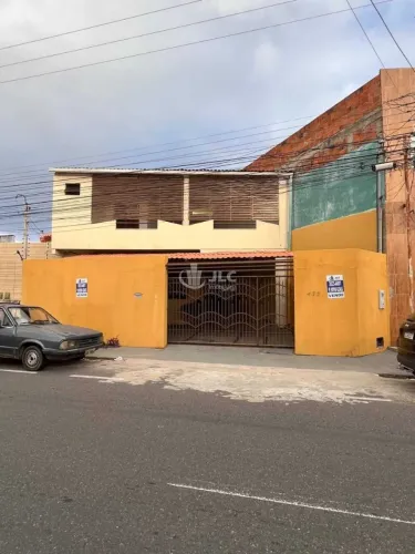 Casa à Venda  Bairro Pereira Lobo [8050]