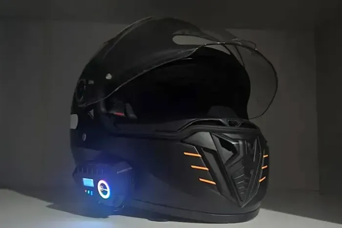 Fone de Ouvido Bluetooth (para Capacete) com Visor, FM, Microfone, RGB e Headset Wireless