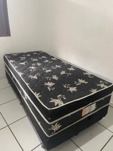 Cama de solteiro