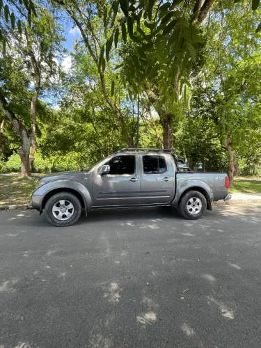 Nissan Frontier LE CD 4X4 2.5 TB Diesel Aut. 2009