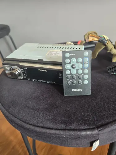 Rádio automotivo