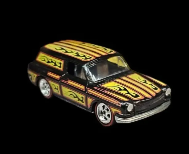 Hot Wheels Garage '69 Volkswagen Squareback