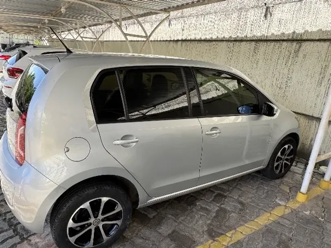 Volkswagen Up! Move I Motion 1.0 T. Flex 12V 3P 2015