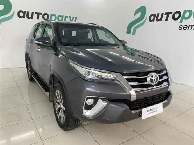 Toyota Hilux SW4 4X4 2.8 Diesel 2017