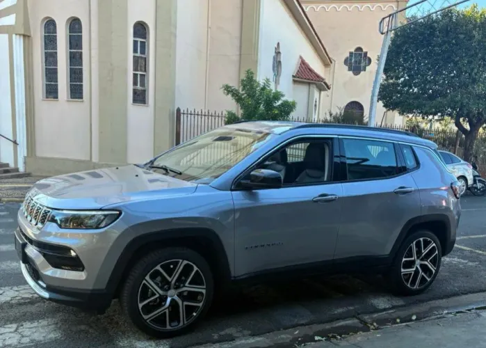Jeep Compass Long. T270 1.3 TB 4X2 Flex AUT 2026