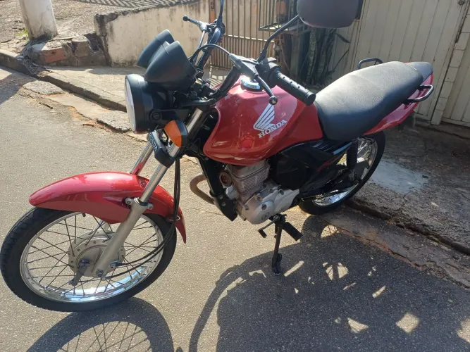 Vende ou troca fan 150 2013