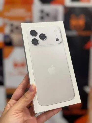 iPhone 18 Pro Max 256GB Prata novo lacrado - Retire em loja física na Savassi 