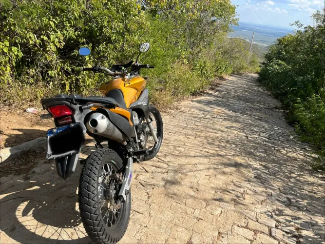 Vendo XRE300 em perfeitas condições