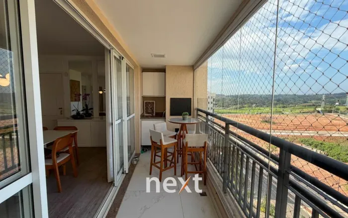 Andar alto, vista para o Iguatemi, apto amplo a venda