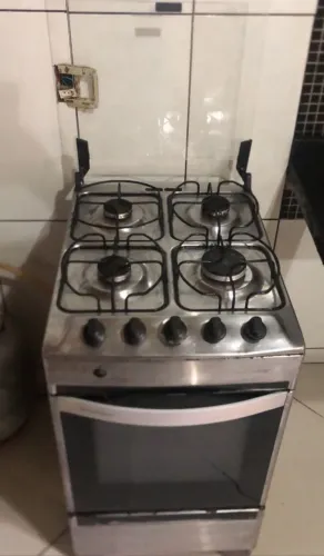 Fogão Brastemp Clean 4 bocas inox.