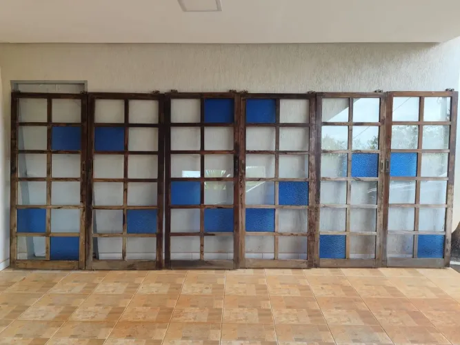 OFERTA de Portas Maciças Ipê c/vidros Demolição 