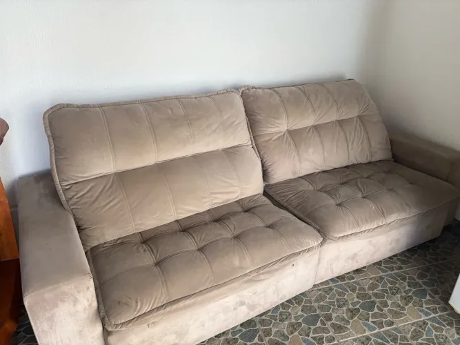 Sofá retrátil e reclinável 6 lugares cor Bege