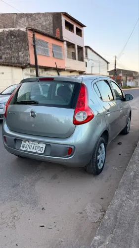 Fiat Palio Attractive 1.0 EVO Fire Flex 8V 5P 2013