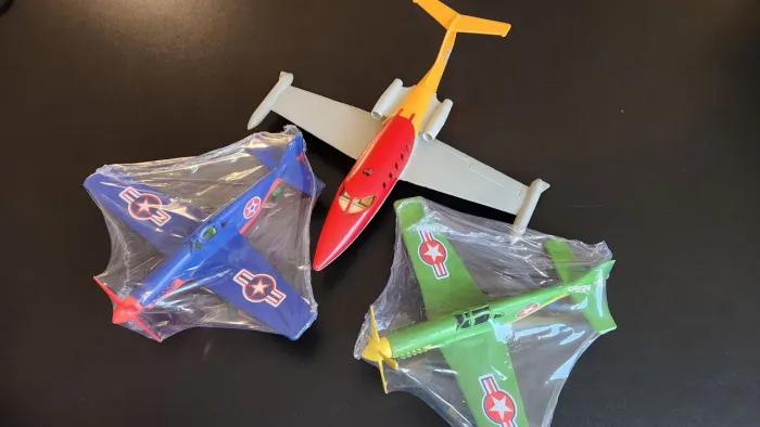 3 Aviões em miniatura, modelismo, 3 unidades em plástico