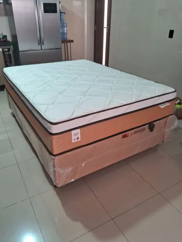 Colchão e cama Box plumatex molas ensacadas 1.88x1.38, novos (não foram usados)