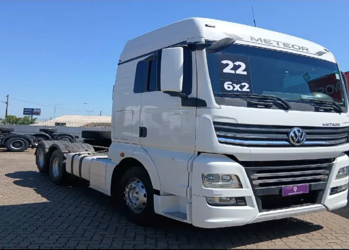Volkswagen 28.460 Meteor 6x2 2021/2022 Vamos Seminovos São Leopoldo