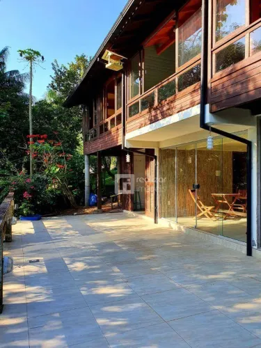 Casa Residencial à venda, Córrego Grande, Florianópolis - CA0771.
