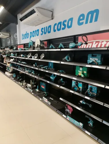 Tudo em equipamentos e ferragens 