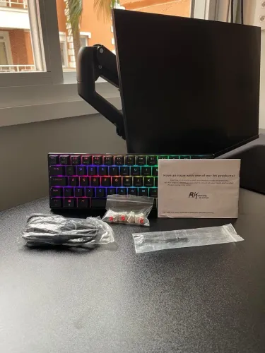 Peças de Informática ( teclado, placa mãe, gabinete e cooler de processador