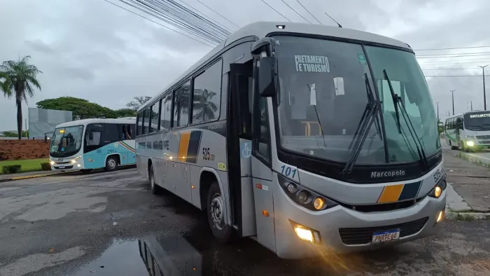 O ÔNIBUS 2015 VENDO.