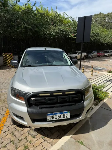 Grade Ford ranger FORD com led vendo ou troco