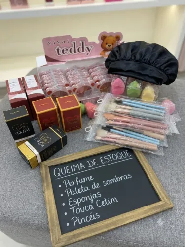 Kit acessórios beleza, carteira Masculina e perfume