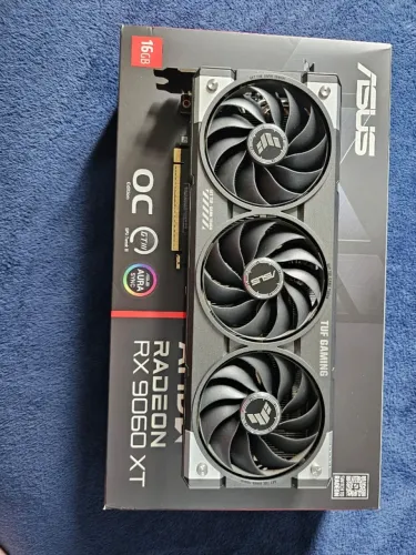 placa de vídeo 9060 XT Asus Tuf Gaming (Usada)
