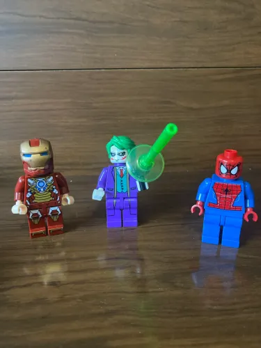 Boneco Lego - vários modelos