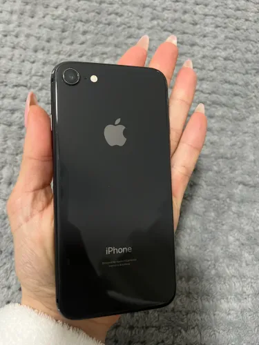 iPhone 8