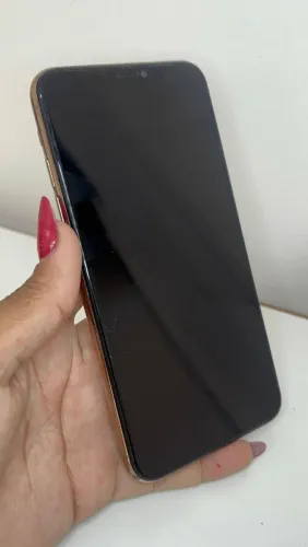 Vende iPhone 11 pro Max 