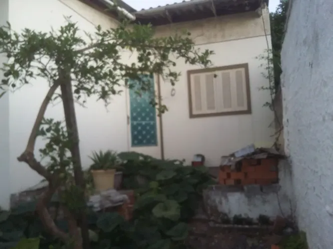 Vendo casa na parada 79 próximo ao centro bairro natal