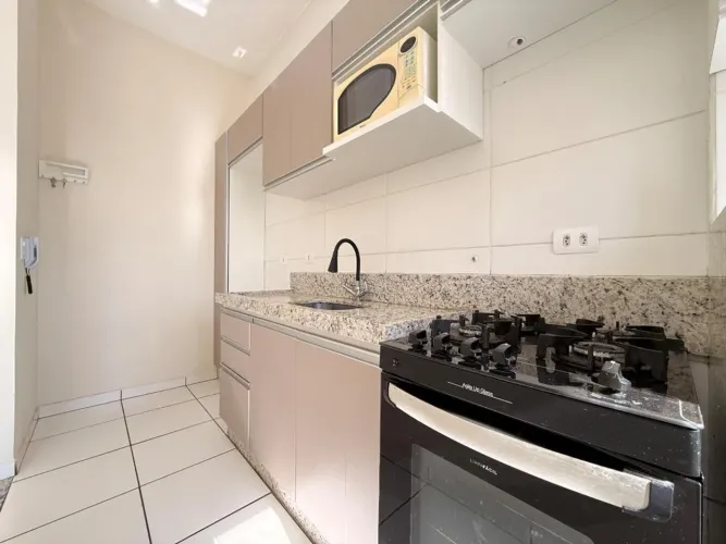 Apartamento para alugar em Maringá, Jardim Alvorada, com 2 quartos, com 45.9 m²