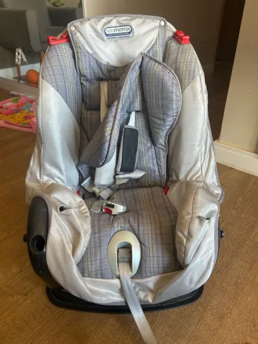 Cadeirinha neomatrix burigotto (precisa comprar o cinto e uma capa nova na Shopee)