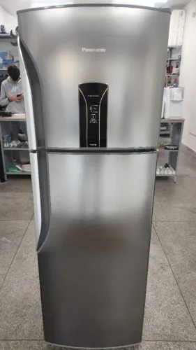 Geladeira Panasonic Inox