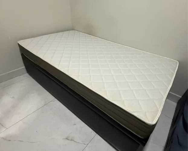 Cama solteirão com box baú