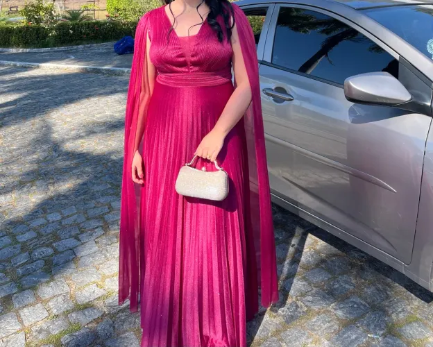 Vendo Vestido de Festa usado apenas 1 Vez