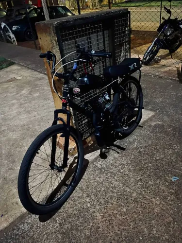 Motorizada 80cc bem forte