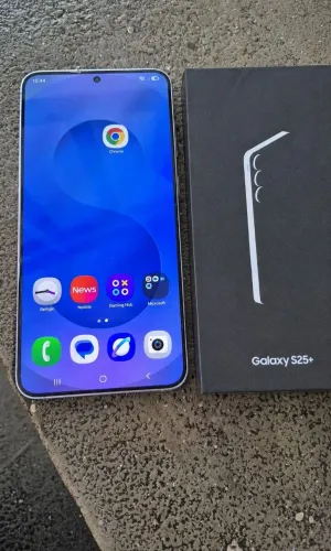 S25 +